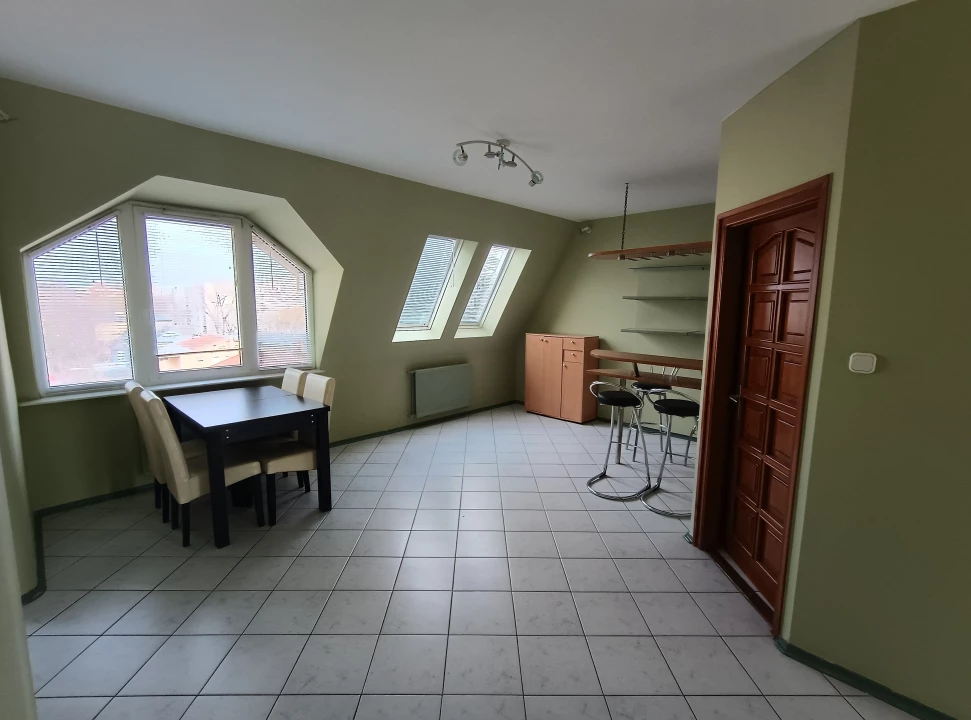 Eladó téglalakás, Debrecen