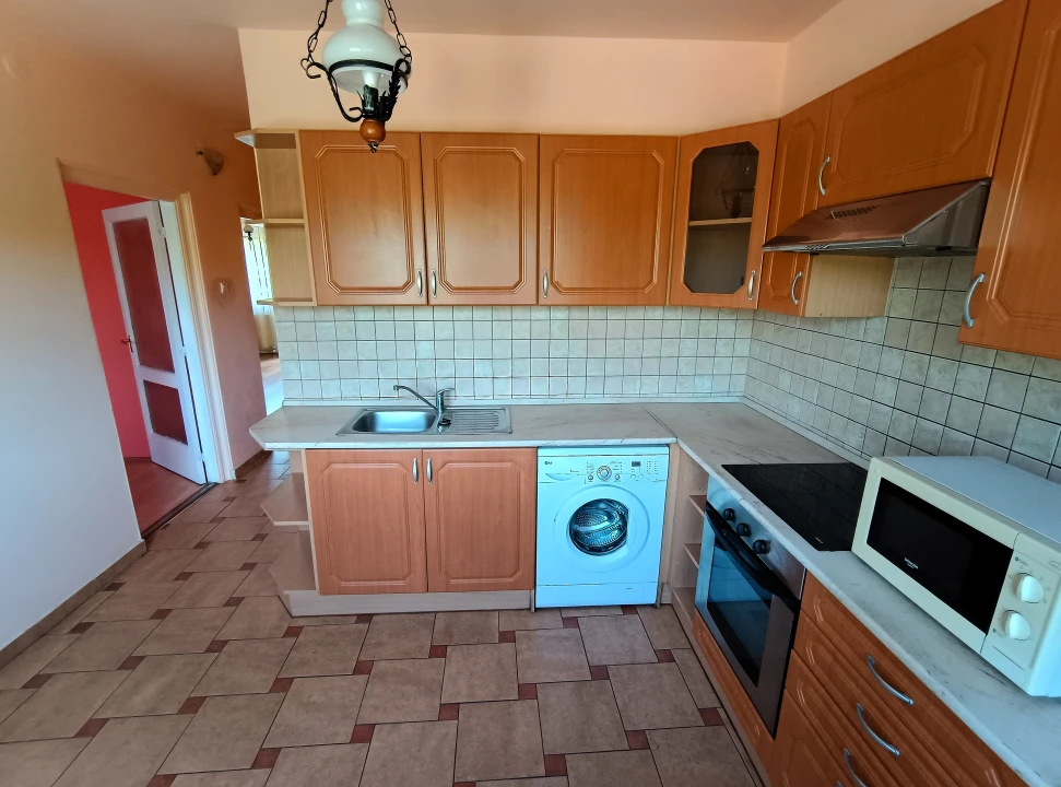 c3-1-name c2-20-name, Debrecen