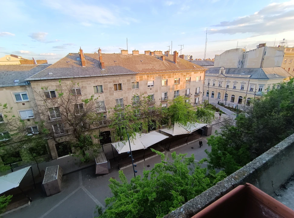 c3-1-name c2-21-name, Debrecen