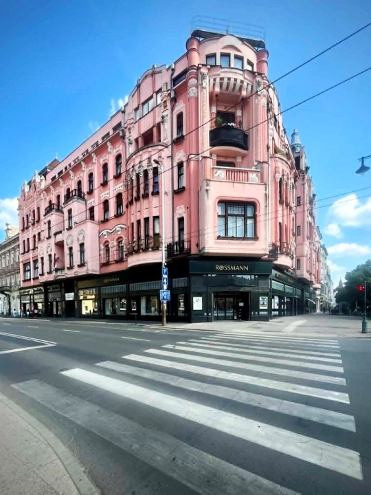 c3-1-name c2-19-name, Debrecen