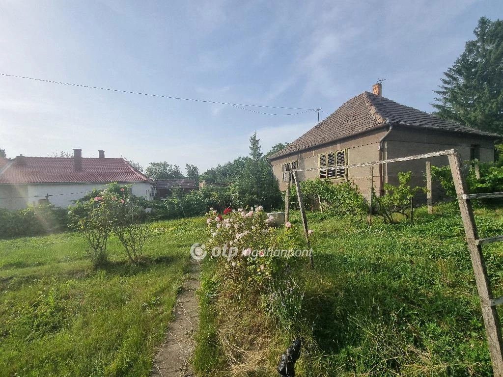 For sale house, Ajka, Csendes