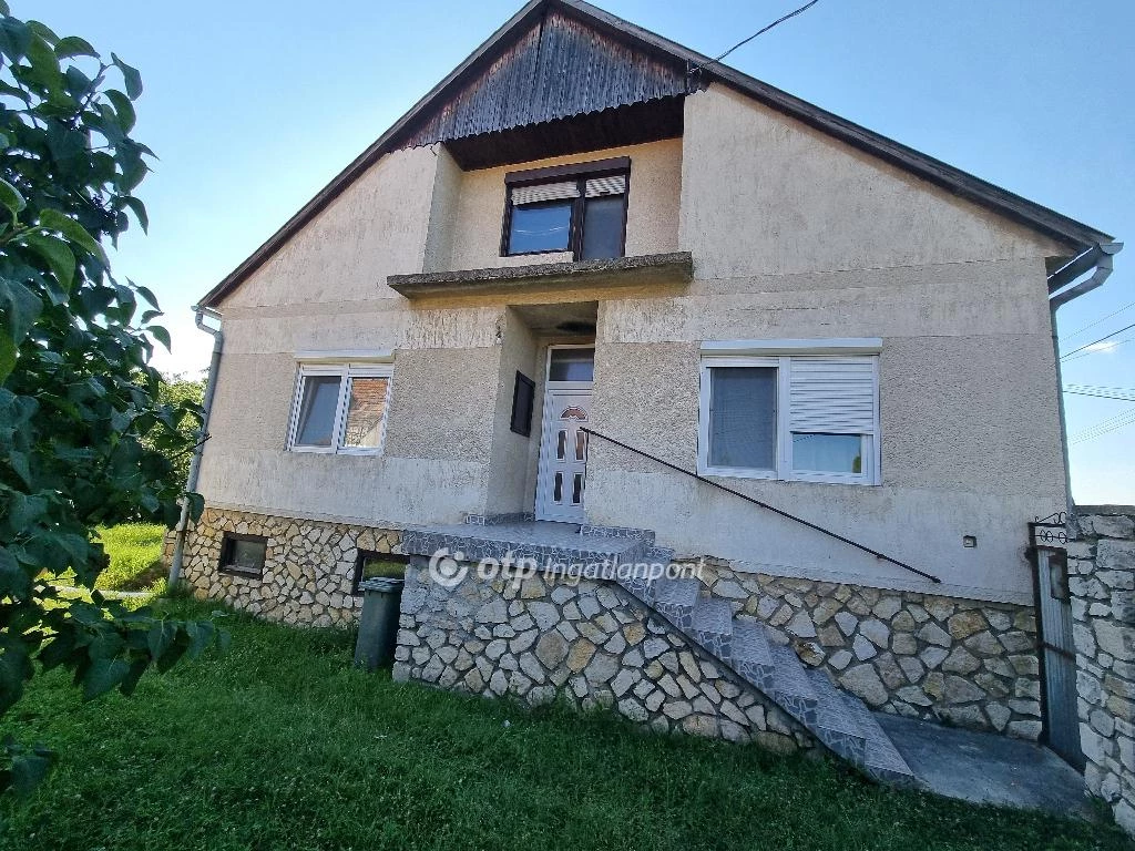 For sale house, Pápa, Tapolcafő