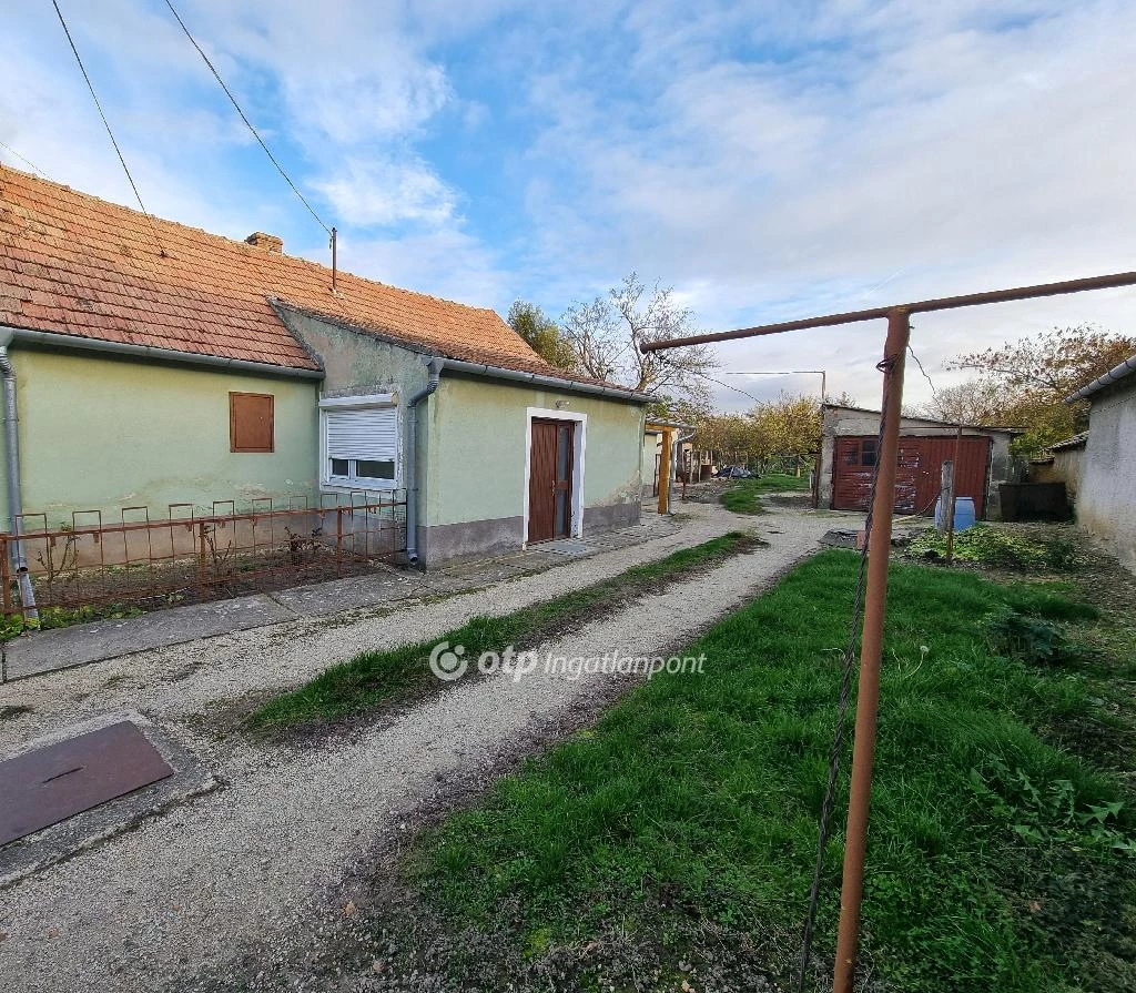 For sale house, Külsővat, Csendes