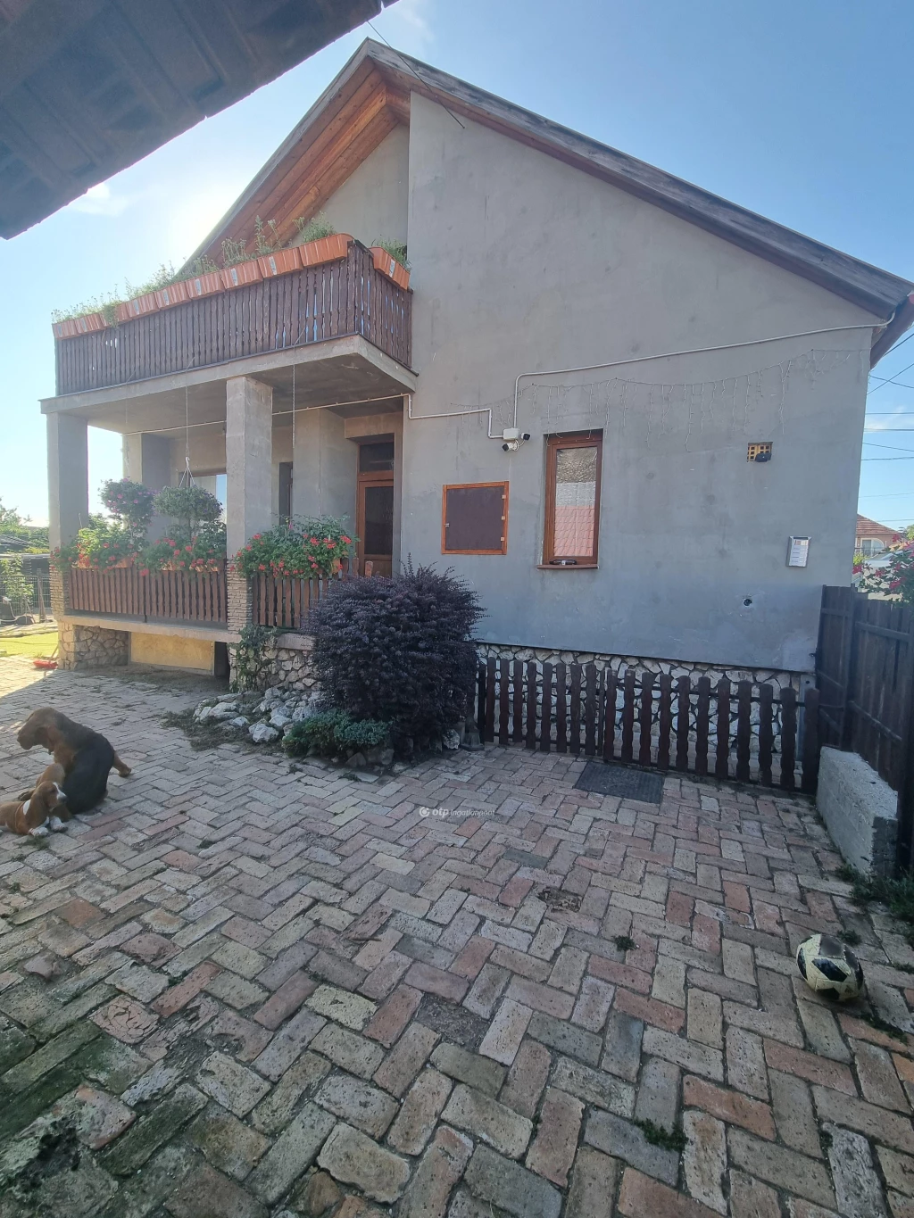 Eladó családi ház, Pápa, Belváros