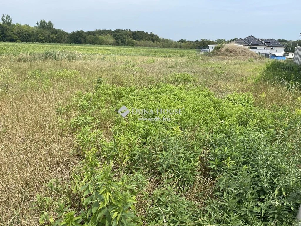 For sale building plot, Mosonmagyaróvár