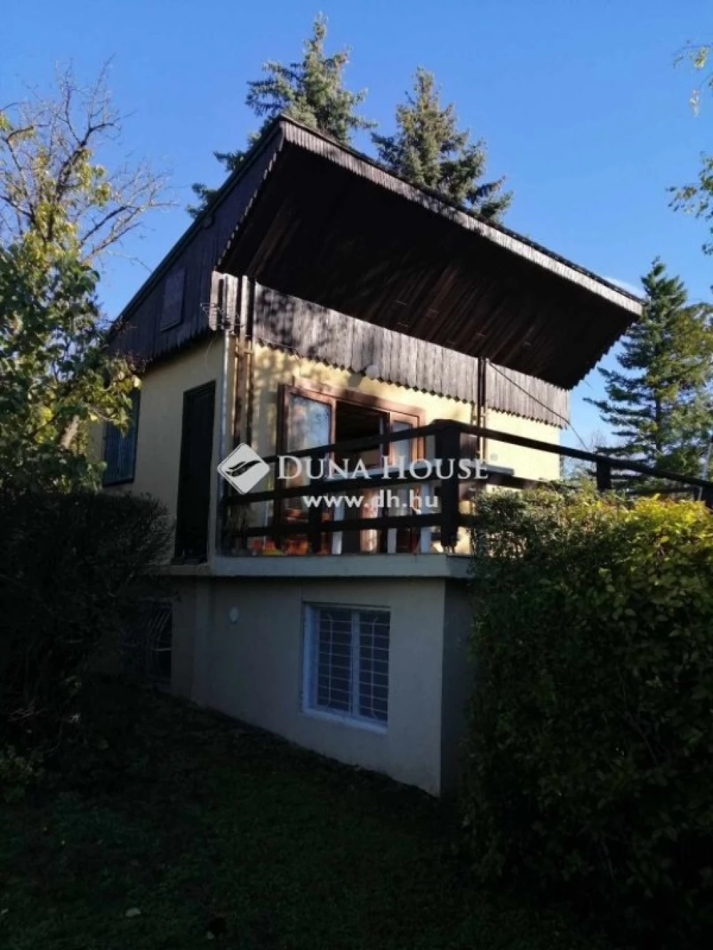 For sale house with a garden, Balatonakarattya