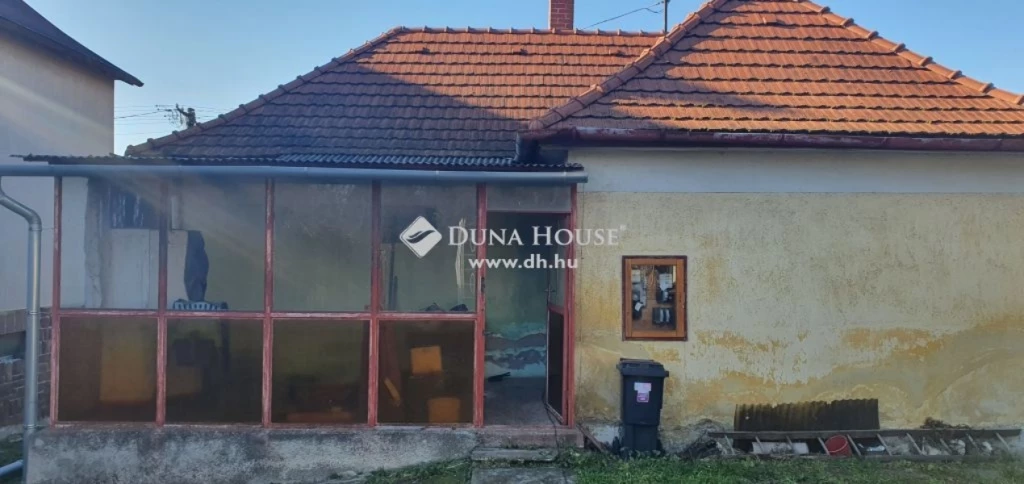 For sale house with a garden, Balatonkenese, Fő utca