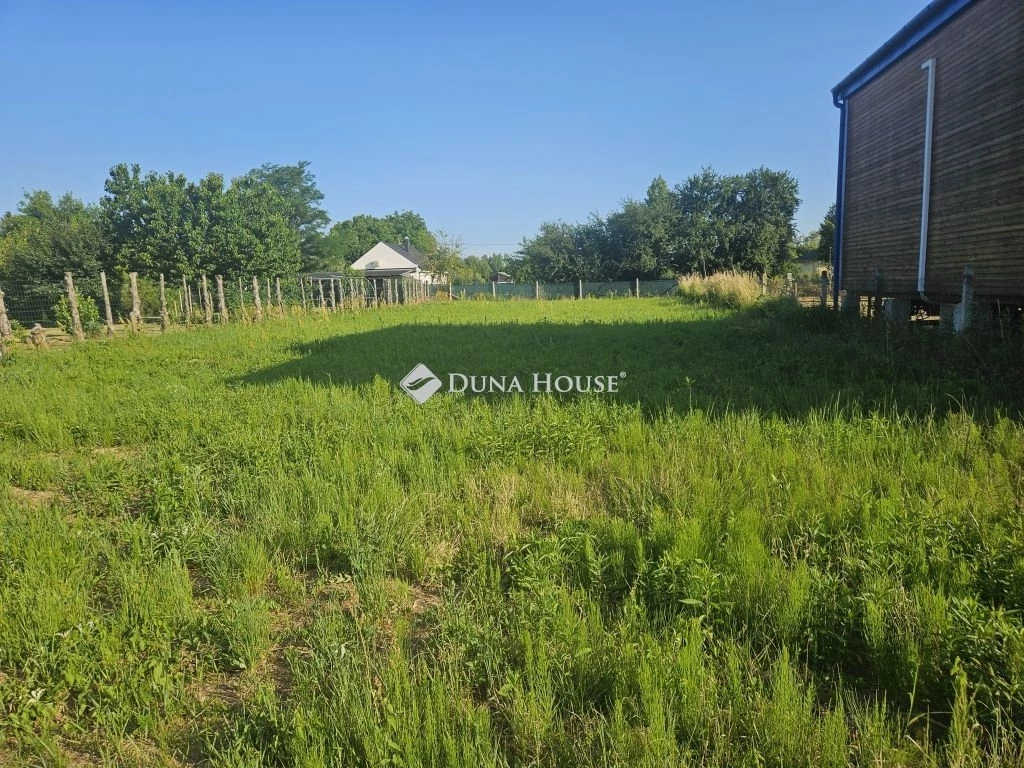 Eladó telek, Bodonhely