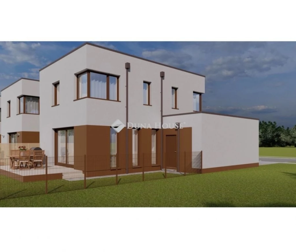 Eladó ház, Máriakálnok