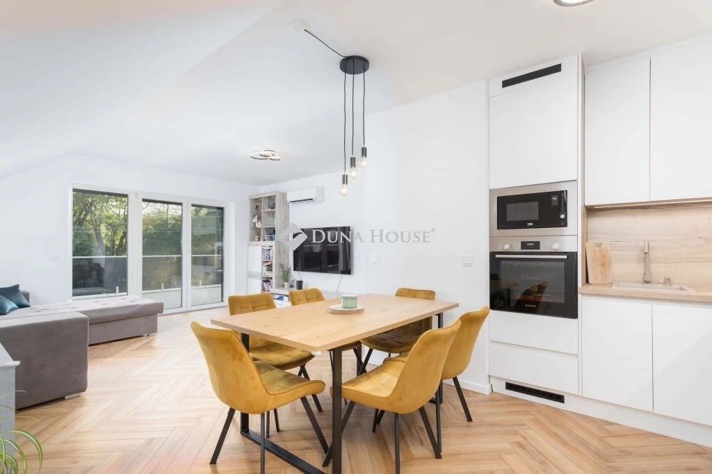 For sale brick flat, Mosonmagyaróvár