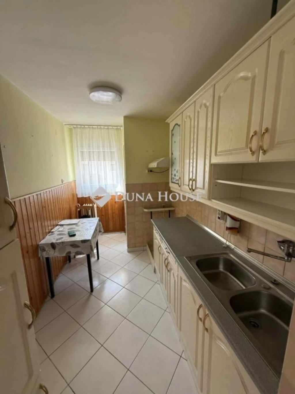 For sale brick flat, Csorna