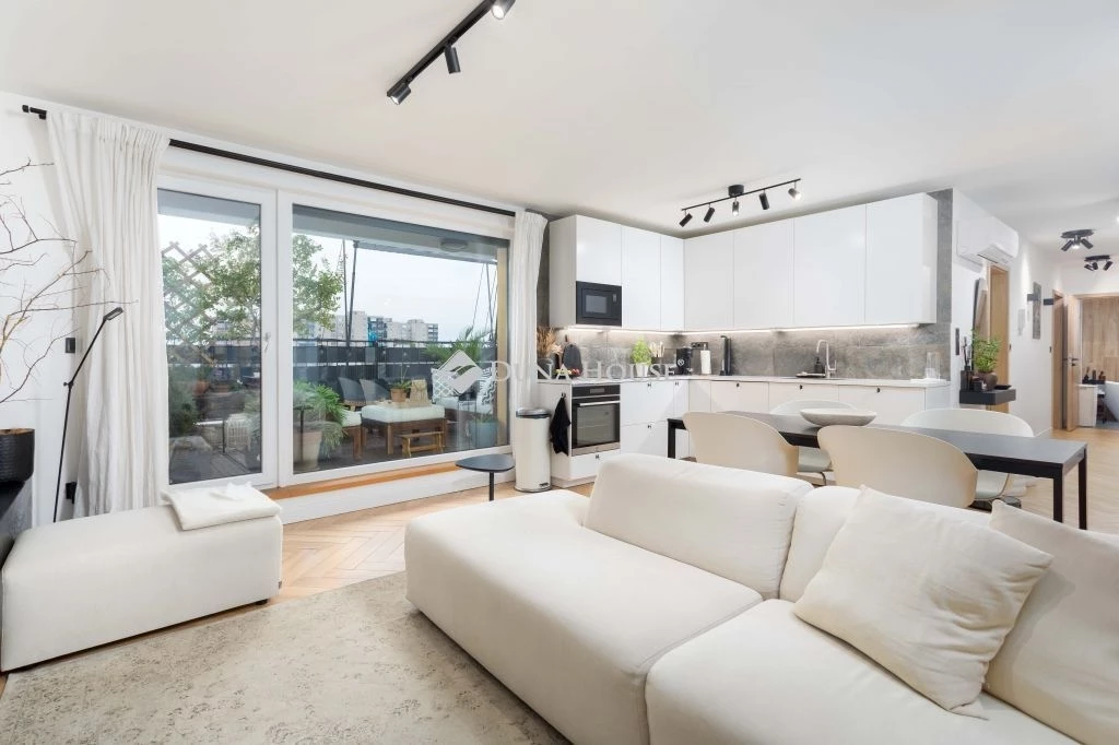 For sale brick flat, Mosonmagyaróvár