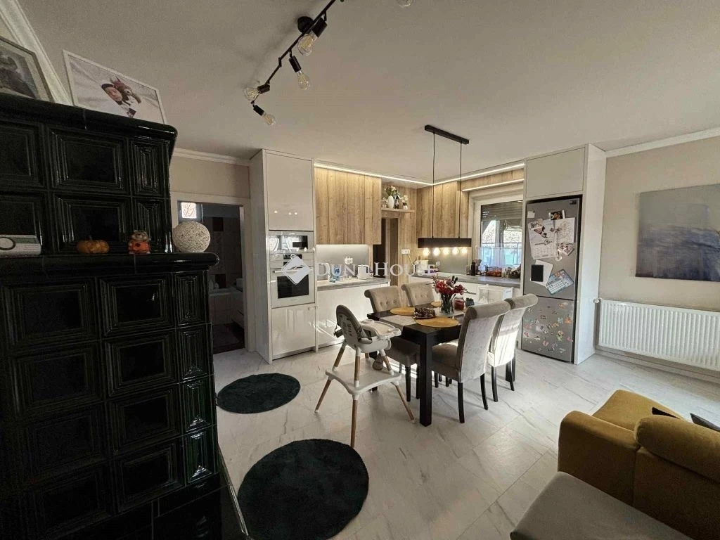 Eladó ház, Mosonszolnok