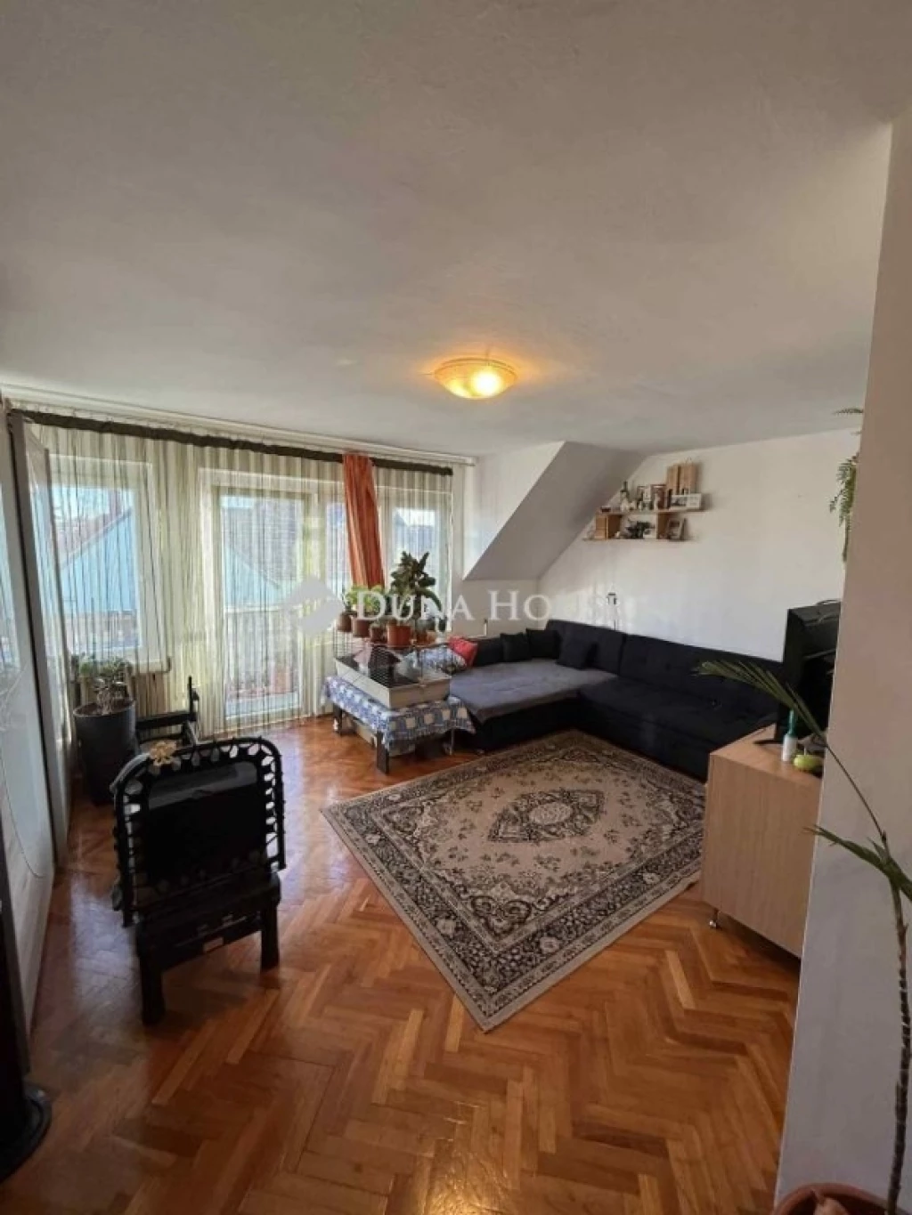 Eladó ház, Veszprém