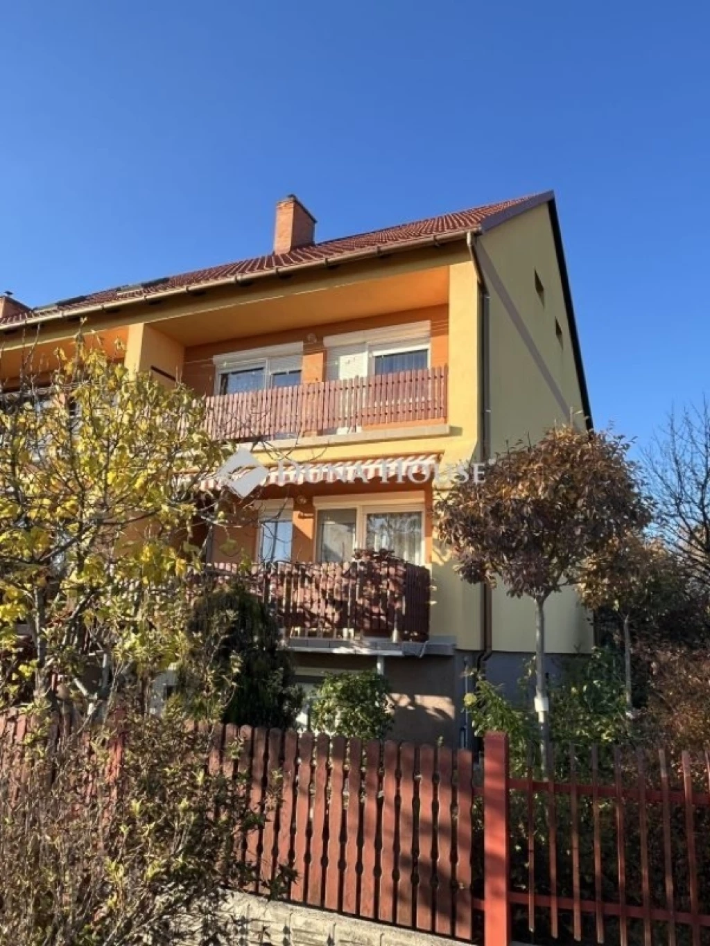 Eladó ház, Várpalota