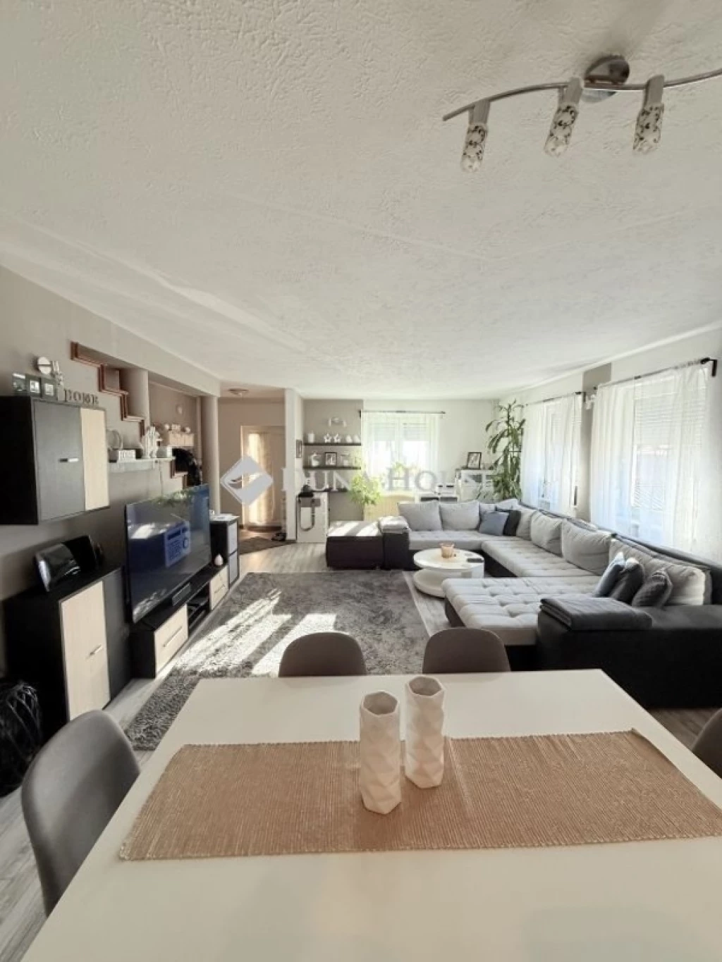 For sale semi-detached house, Balatonalmádi