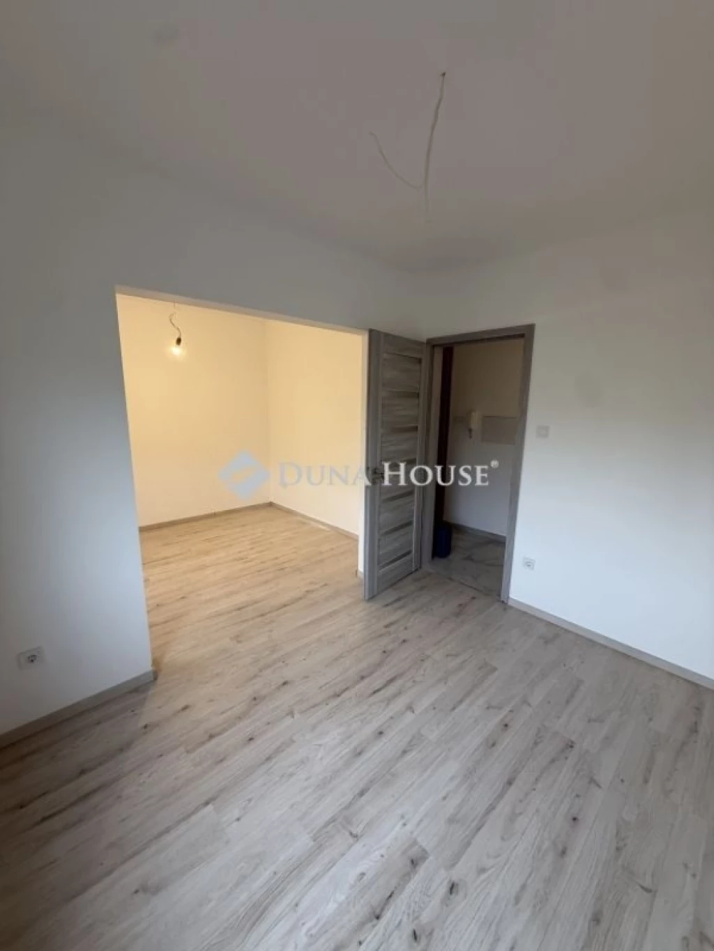 Eladó lakás, Székesfehérvár