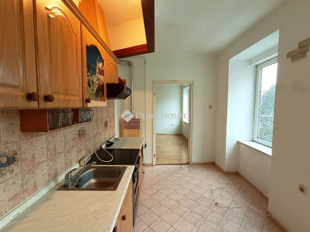 For sale brick flat, Sopron