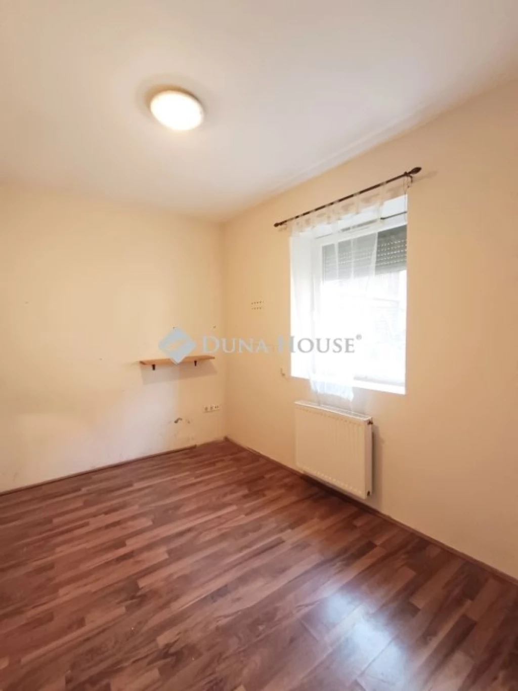 For sale brick flat, Sopron