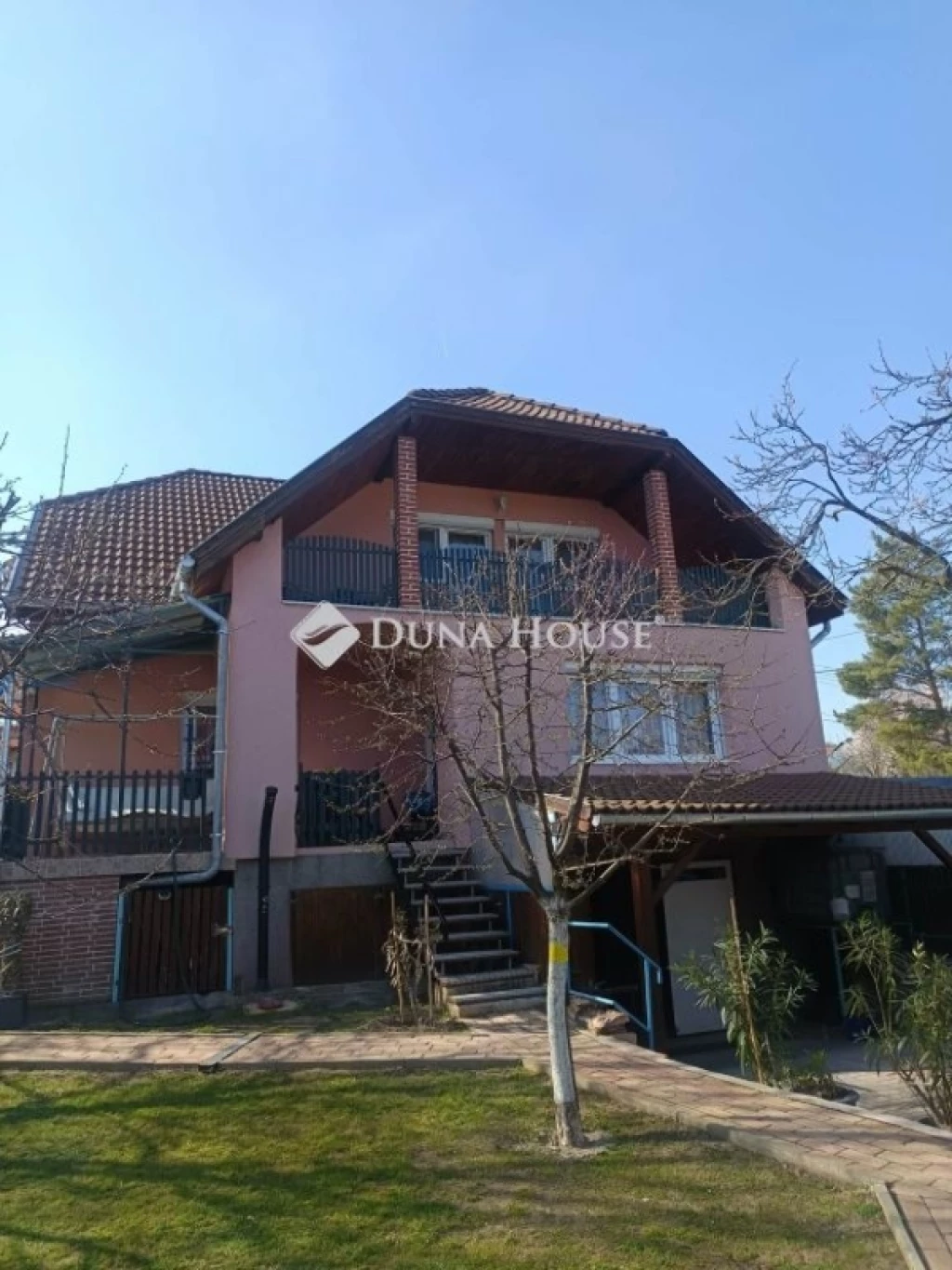 c3-1-name c2-1-name, Balatonalmádi