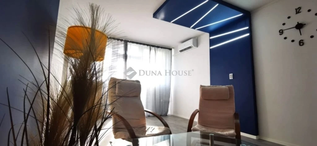 c3-1-name c2-20-name, Pécs, Egyetemváros