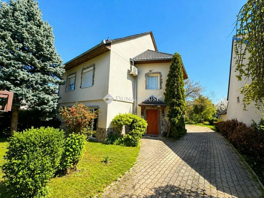 Eladó ház, Győrzámoly