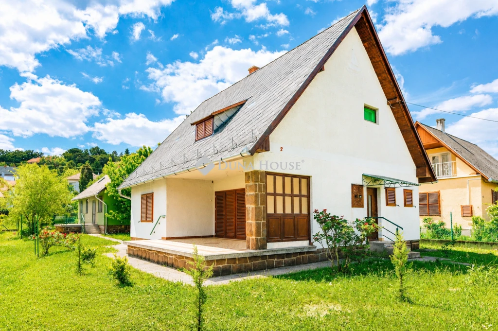 Eladó ház, Balatonalmádi