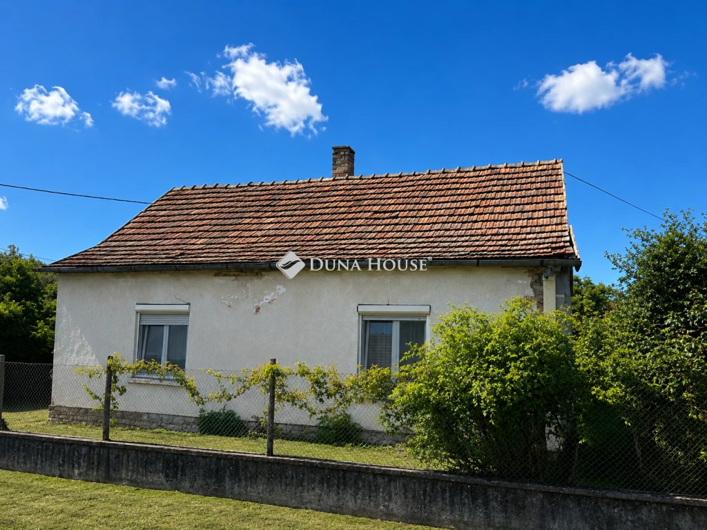 Eladó ház, Nagyszentjános