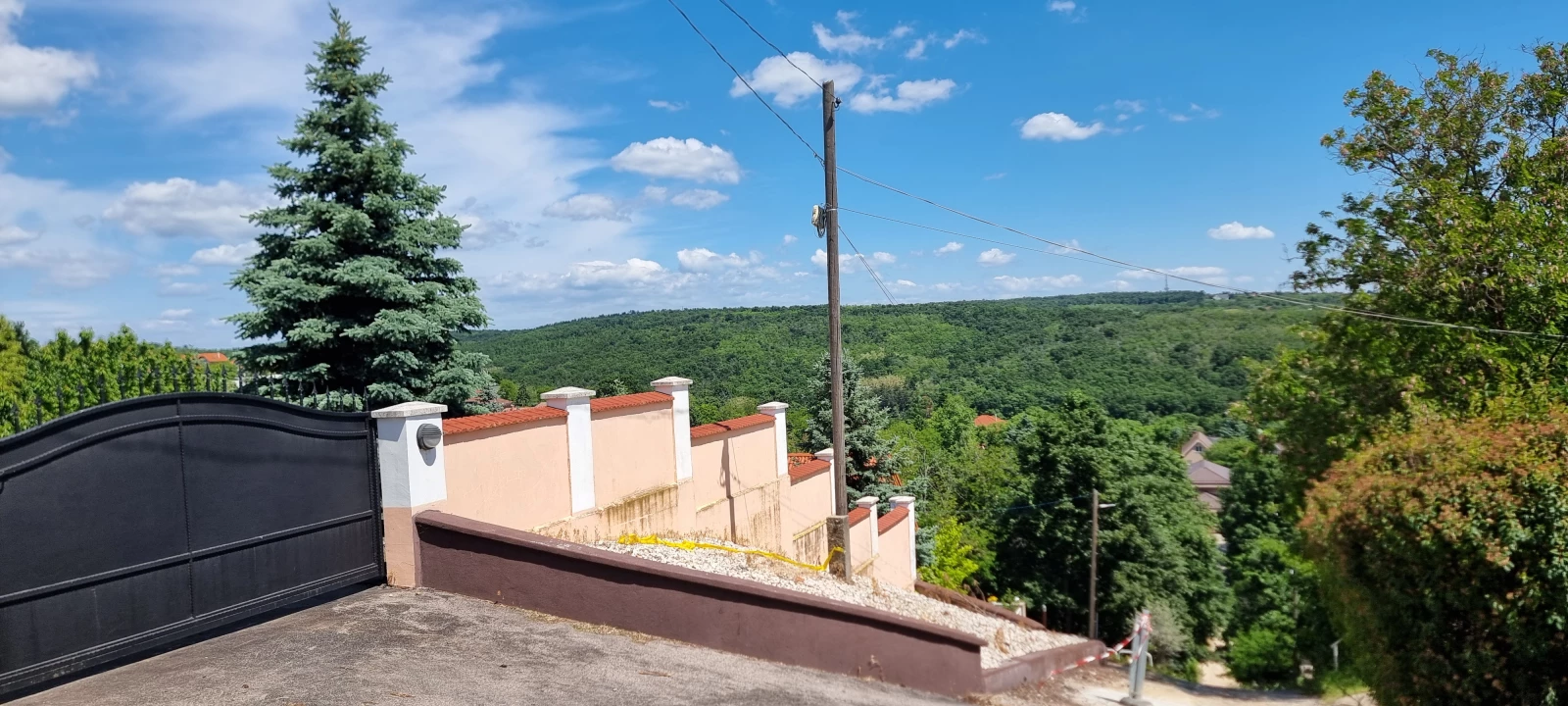 Eladó építési telek, Érd