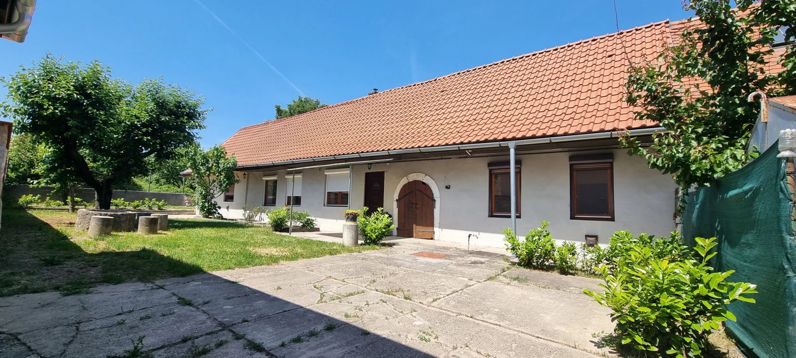 Eladó házrész, Törökbálint