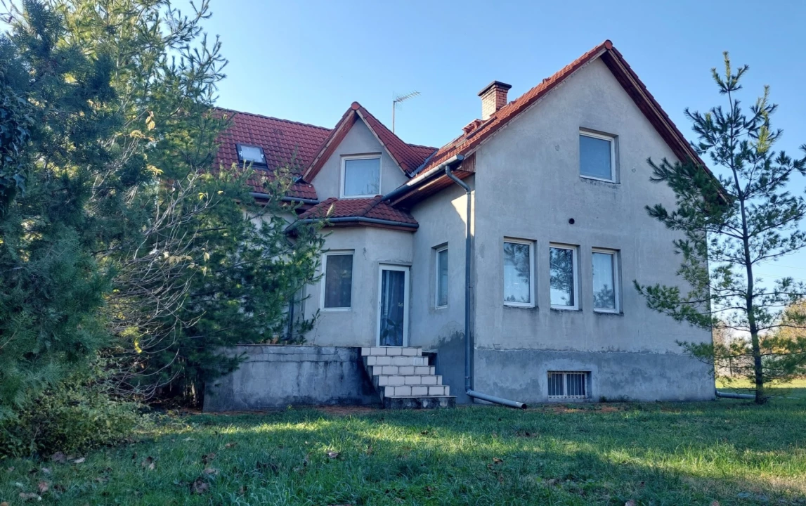 Eladó családi ház, Érd