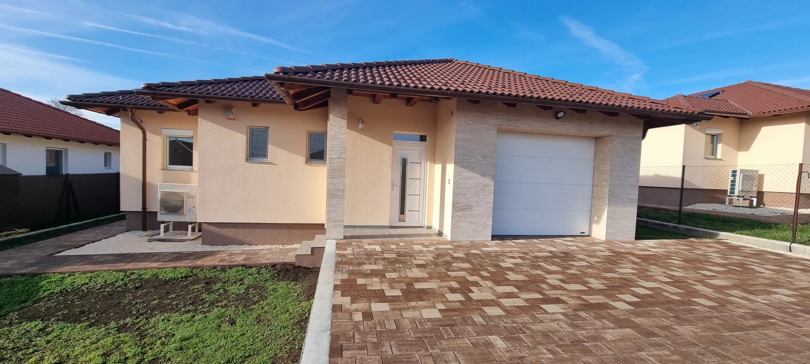 For sale house, Érd