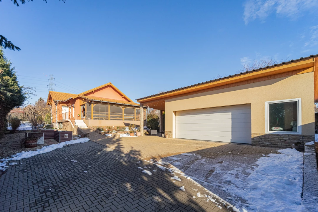 c3-1-name c2-1-name, Diósd