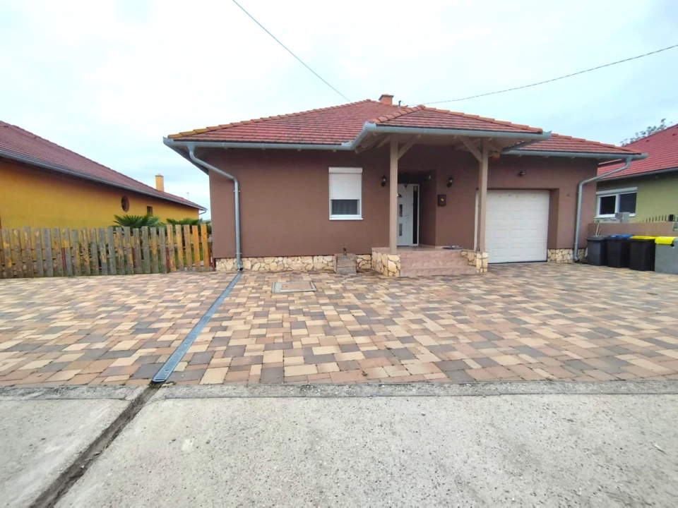 c3-1-name c2-1-name, Mohács