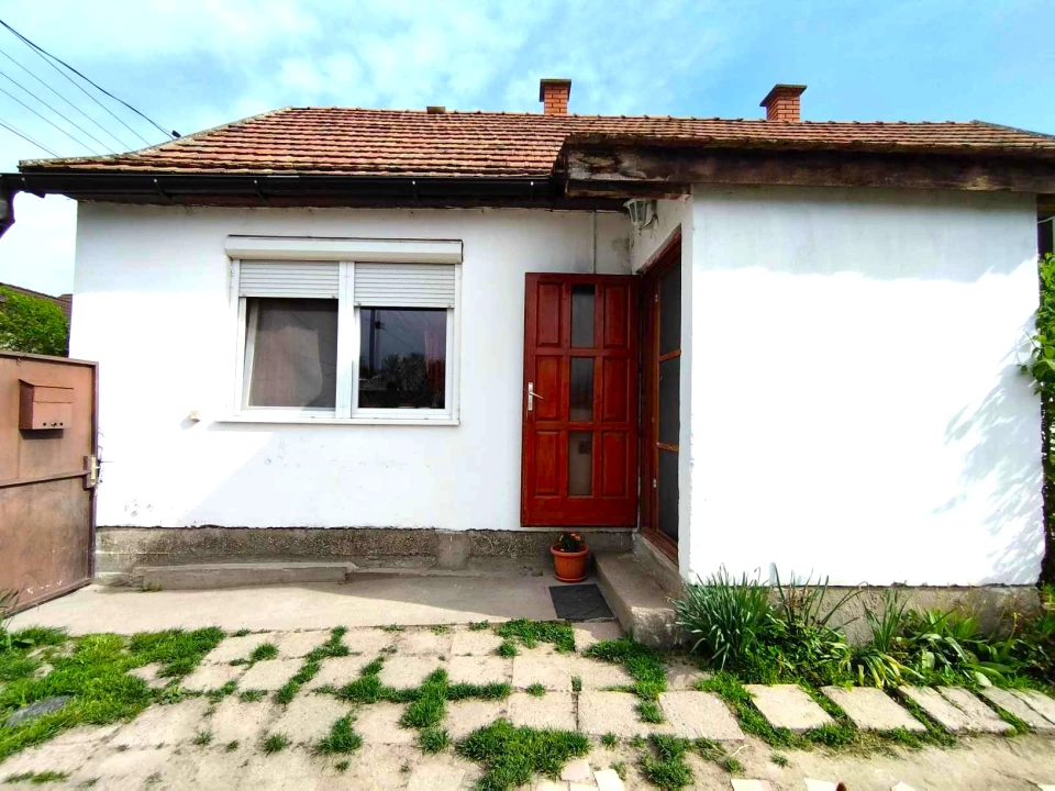 Eladó családi ház, Dusnok