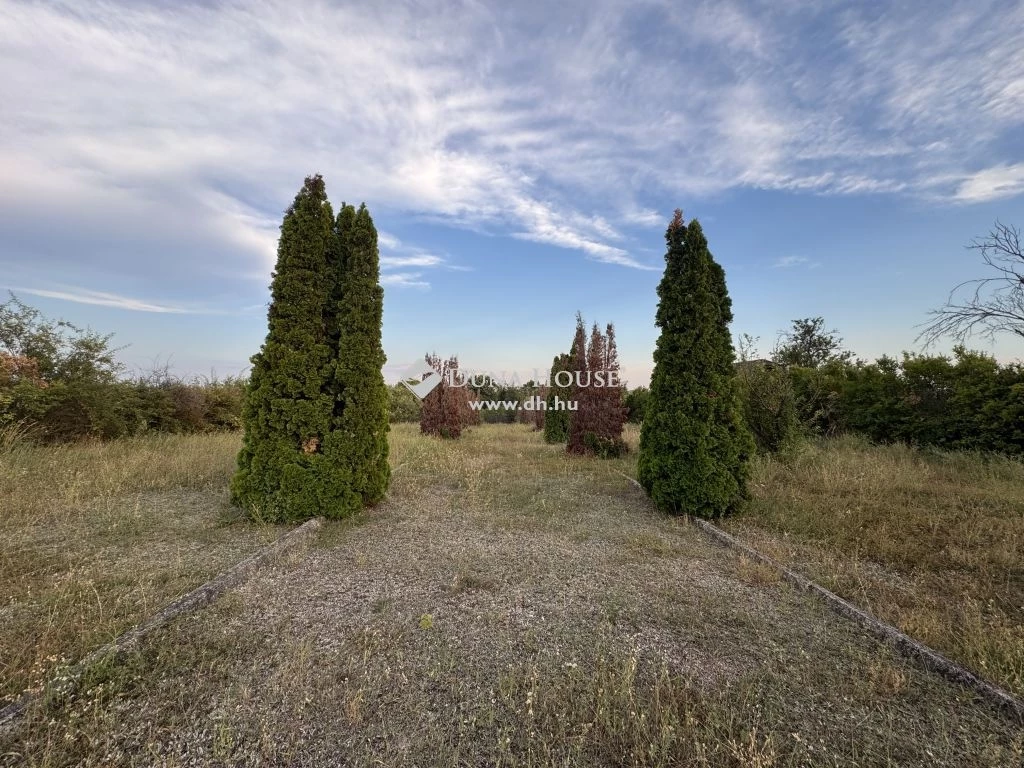 Eladó telek, Balatonfüred