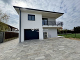 Eladó ház, Balatonfüred