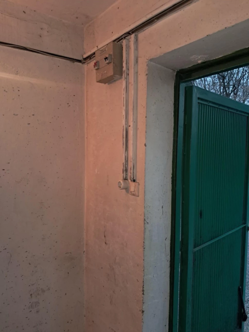 For sale detached garage, Dorog