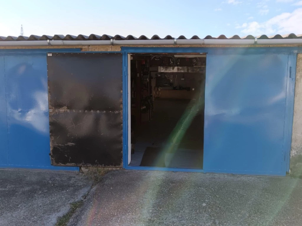 c3-1-name c2-74-name, Oroszlány