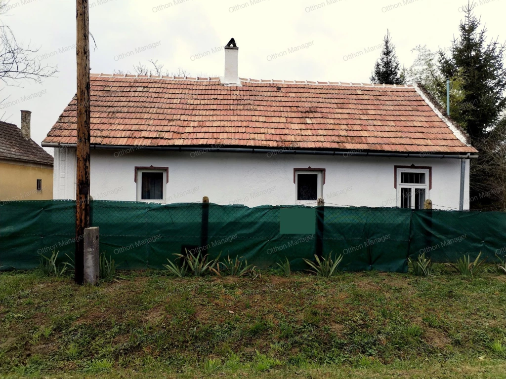 For sale house, Hollád