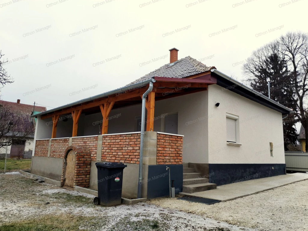 For sale house, Csákány