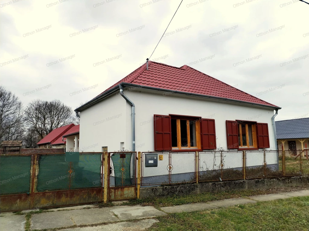 For sale house, Hollád