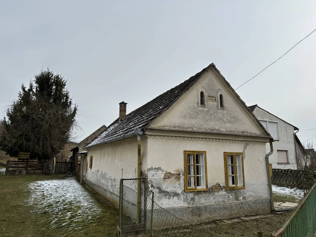 c3-1-name c2-1-name, Kaposfő