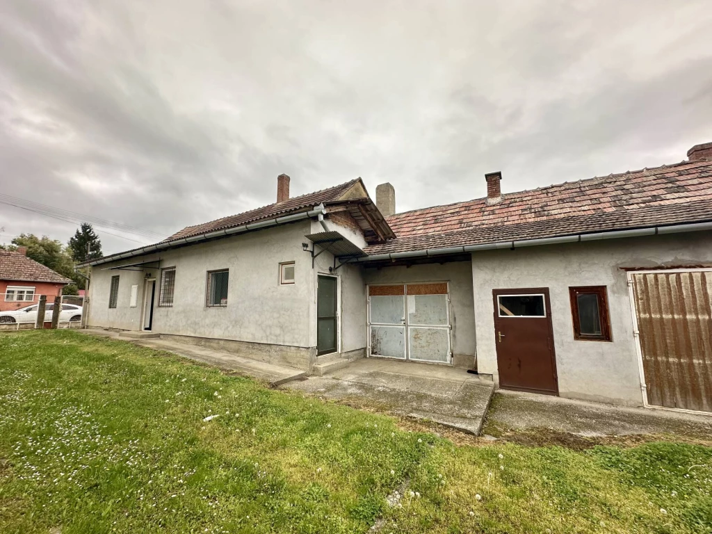 Eladó családi ház, Mesztegnyő