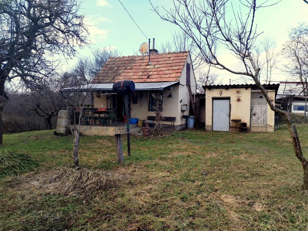 Eladó zártkert, Marcali