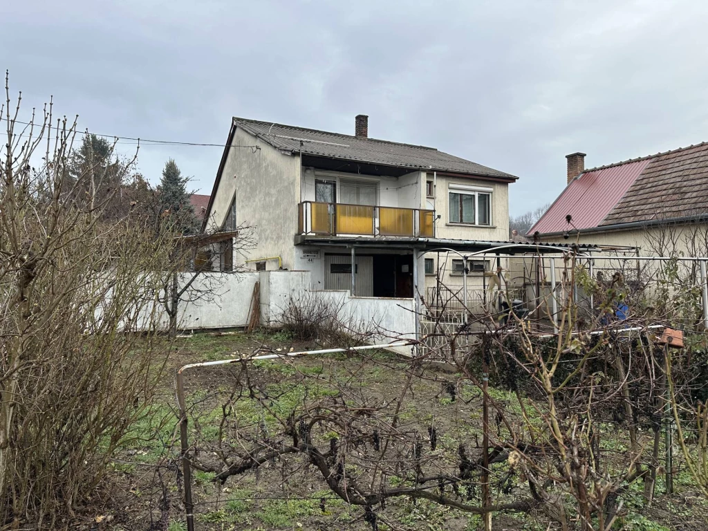 Eladó családi ház, Kaposvár
