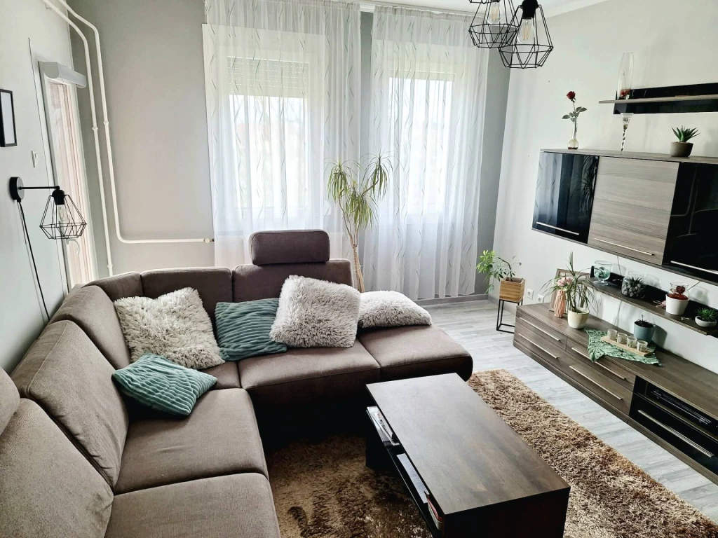 Eladó egyéb lakás, Keszthely