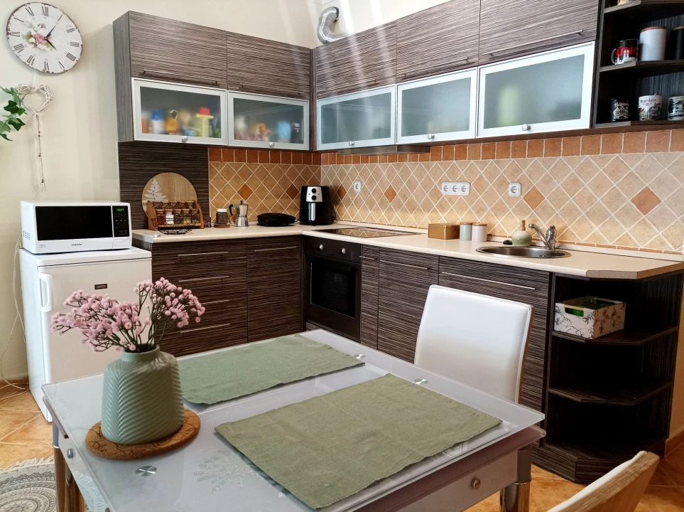 For rent brick flat, Debrecen