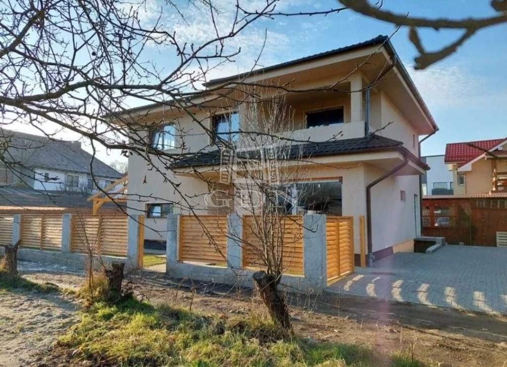Eladó családi ház, Kolozsvár, Baciu, Casă de 160 mp de vânzare, Baciu