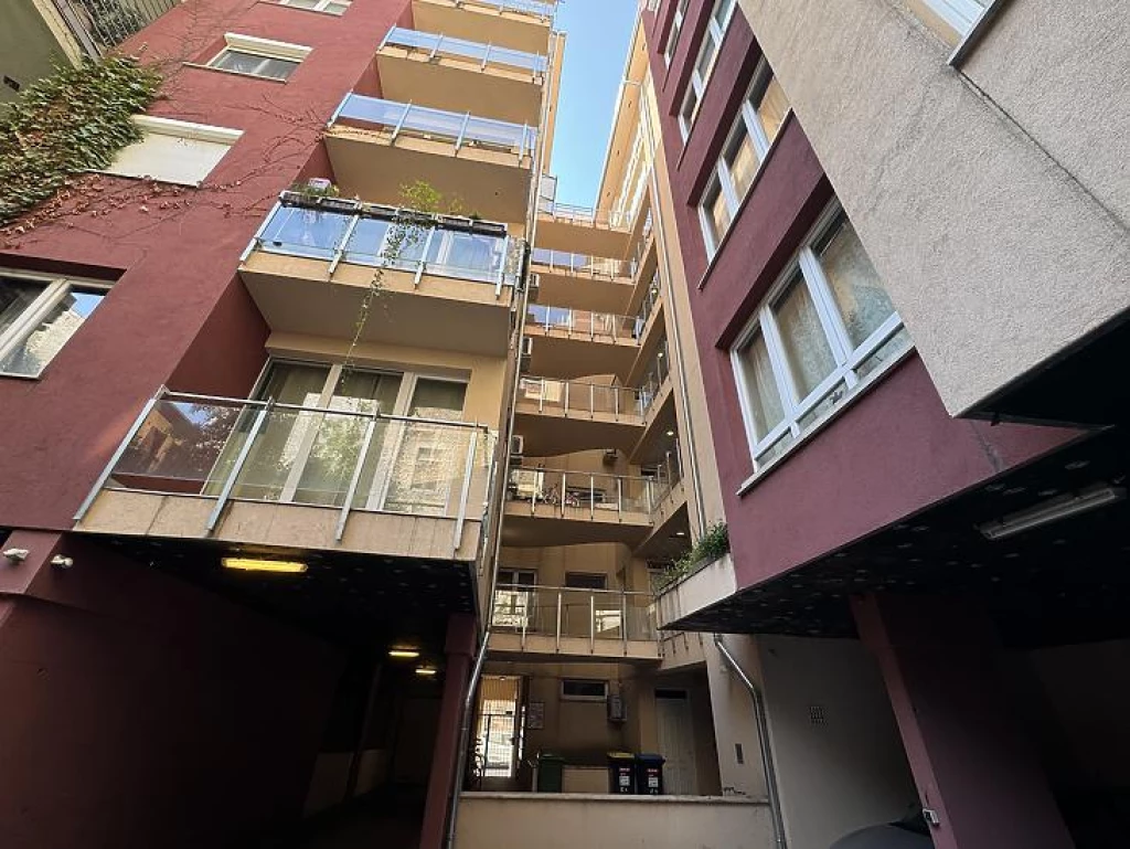 For rent brick flat, Budapest VI. kerület, Nagykörúton kívüli terület